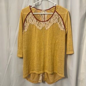 BKE Gimmicks Womens Top Size Large